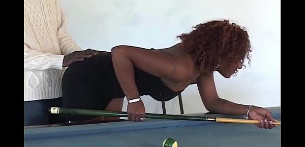  Jamaican dancehall queens gets fucked in her first porn video